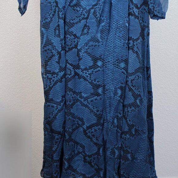 NWT Burberry Silk Snake Print Midi Dress | Elegance for Work & Parties - Picture 8 of 14